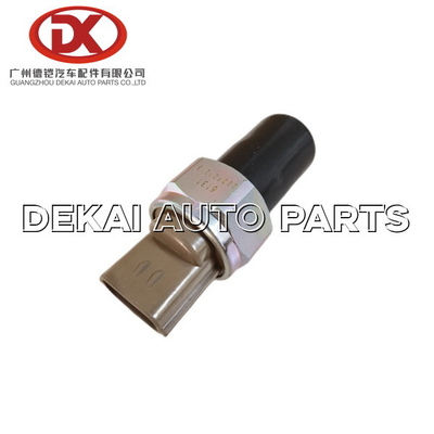 4HK1 燃料圧力センサー 8981197900 8 98119790 0 スペアパーツ ISUZU