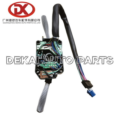 8970710070 8 97071007 0 ISUZUのトラックの部品4HF1 NPRの櫛スイッチ3段階