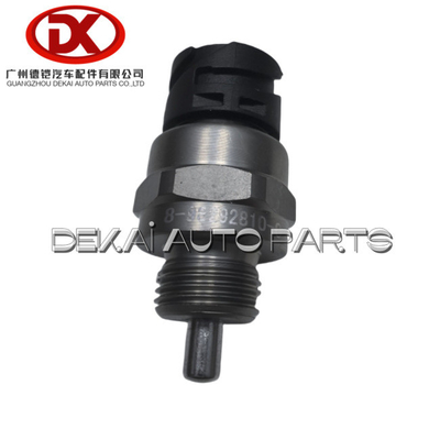 8 98292810 0 後部電源発動スイッチ RR PTO 8982928100 D-Max