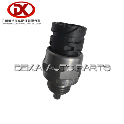 8 98292810 0 後部電源発動スイッチ RR PTO 8982928100 D-Max