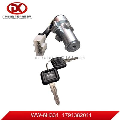 ISUZU CYZ51K CXZ81 FVR34 トラック用部品用のカーロックシリンダーセット 1791382011 1 79138201 1