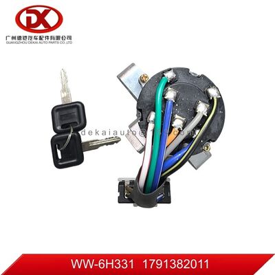 ISUZU CYZ51K CXZ81 FVR34 トラック用部品用のカーロックシリンダーセット 1791382011 1 79138201 1