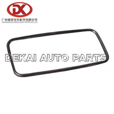 ISUZUの身体部分は背面図ミラーを左側に8970943180 CXZ/6WF1 BOGDANをトラックで運ぶ