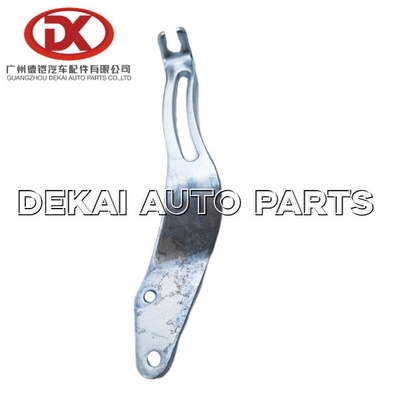 4HK1 NPR NQRの金属ISUZUの交流発電機のテンショナー ブラケット8971640892