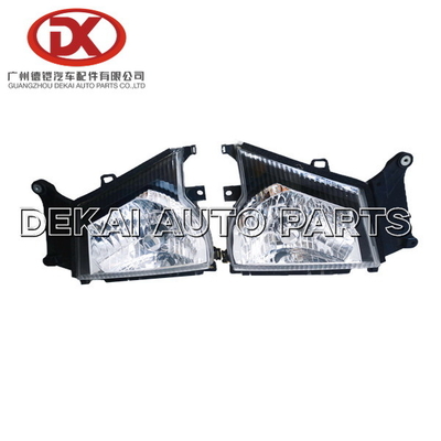 2.0Kg NQR NKR 71 ISUZUのトラックのヘッドライト8973725285 8973725295
