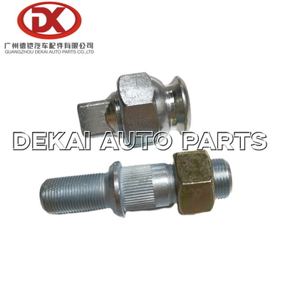 ISUZU NPR NQRのトラックのシャーシの部品は端の車輪のボルト後部8971476141 8971476121を倍増する